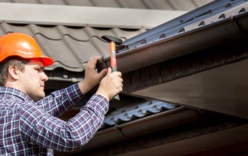 gutter repair Horkstow Wolds, Lincolnshire